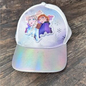 Disney Frozen Kids Hat - White and Iridescent